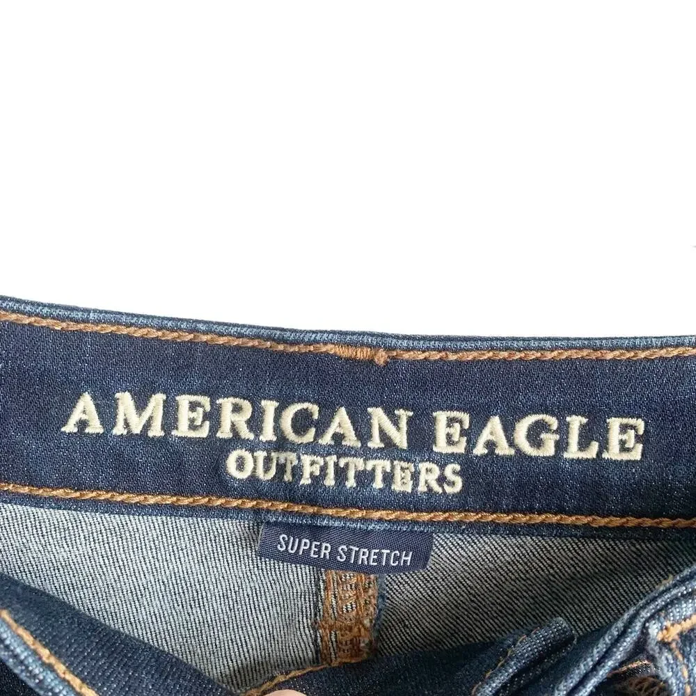 American Eagle AE Hi-Rise Shortie Jean Shorts Dark Wash Frayed Hem 8 - Picture 4 of 10